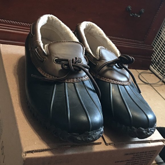 JBU Shoes - JBU BY JAMBU WEATHER READY SHOE SIZE 8.5